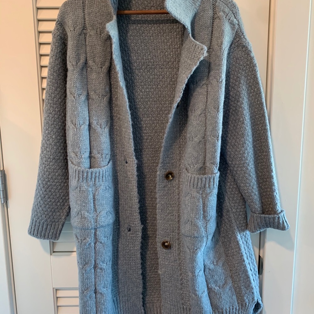 Brand New: Long knit sweater cardigan